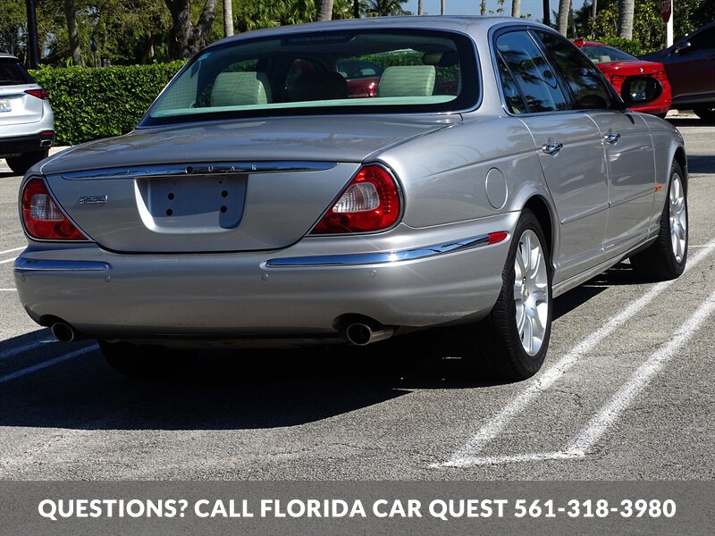 2004 Jaguar XJ8   - Photo 8 - West Palm Beach, FL 33411