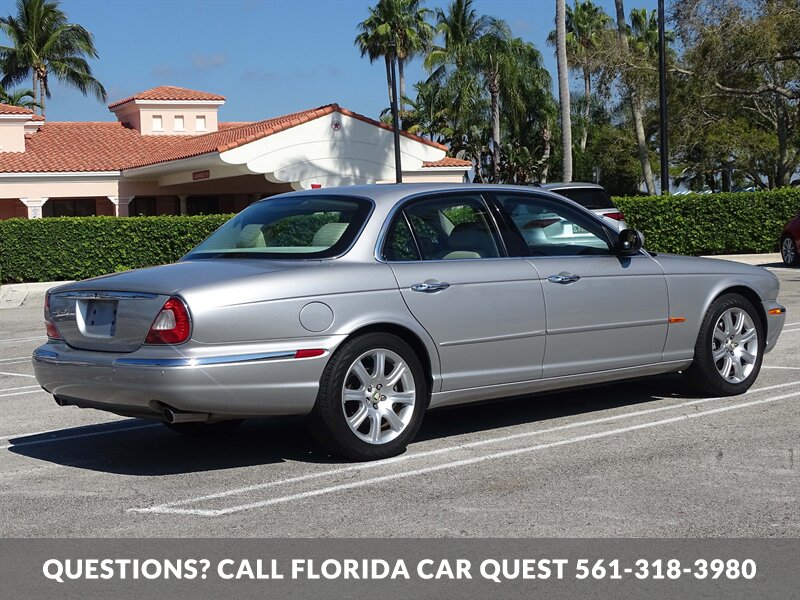 2004 Jaguar XJ8   - Photo 9 - West Palm Beach, FL 33411