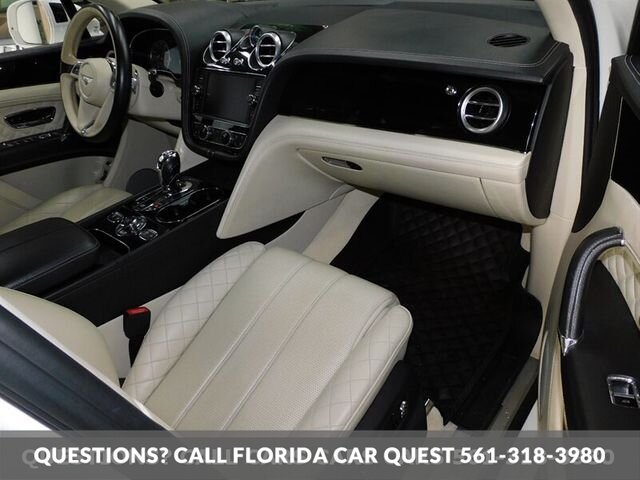 2018 Bentley Bentayga Onyx Edition   - Photo 14 - West Palm Beach, FL 33411