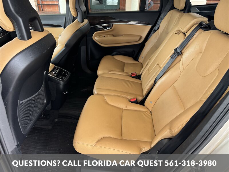 2016 Volvo XC90 T6 MOMENTUM AWD - Photo 11 - West Palm Beach, FL 33411