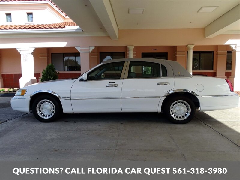 2002 Lincoln Town Car Executive Presidential Touring Edition - Photo 6 - West Palm Beach, FL 33411