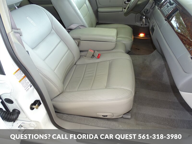 2002 Lincoln Town Car Executive   - Photo 27 - West Palm Beach, FL 33411