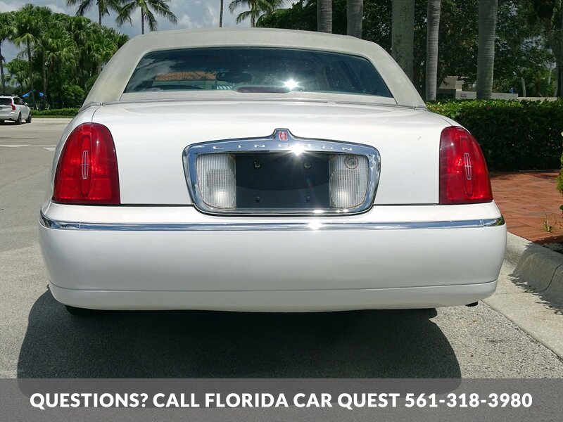 2002 Lincoln Town Car Executive   - Photo 12 - West Palm Beach, FL 33411