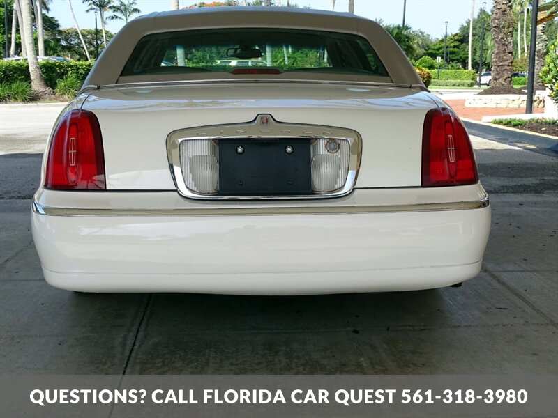 2002 Lincoln Town Car Executive Presidential Touring Edition - Photo 10 - West Palm Beach, FL 33411