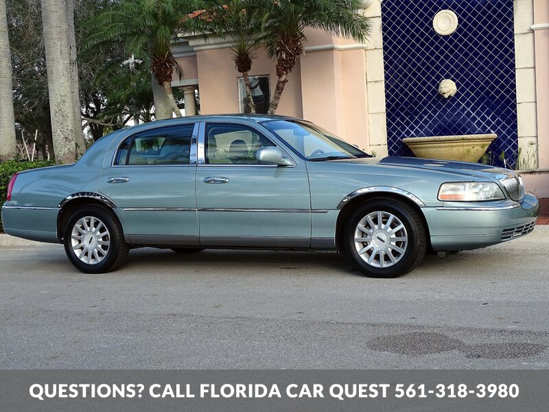 2006 Lincoln Town Car Signature   - Photo 18 - West Palm Beach, FL 33411