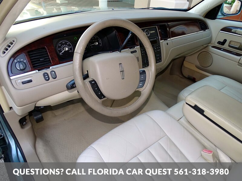 2006 Lincoln Town Car Signature   - Photo 32 - West Palm Beach, FL 33411