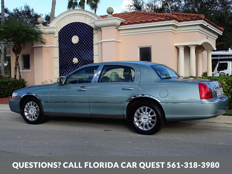 2006 Lincoln Town Car Signature   - Photo 7 - West Palm Beach, FL 33411