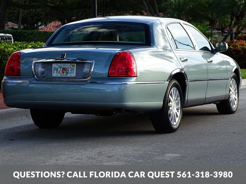 2006 Lincoln Town Car Signature   - Photo 12 - West Palm Beach, FL 33411