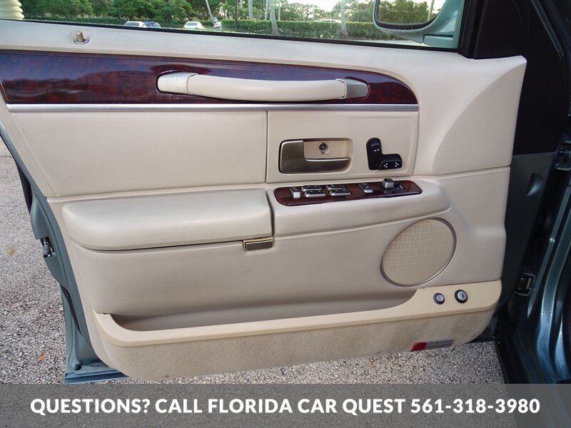 2006 Lincoln Town Car Signature   - Photo 39 - West Palm Beach, FL 33411