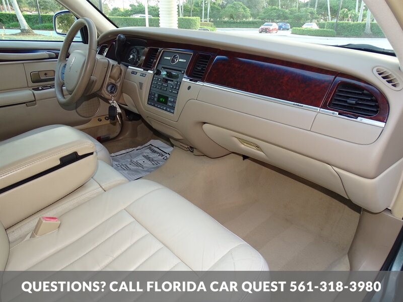 2006 Lincoln Town Car Signature   - Photo 34 - West Palm Beach, FL 33411