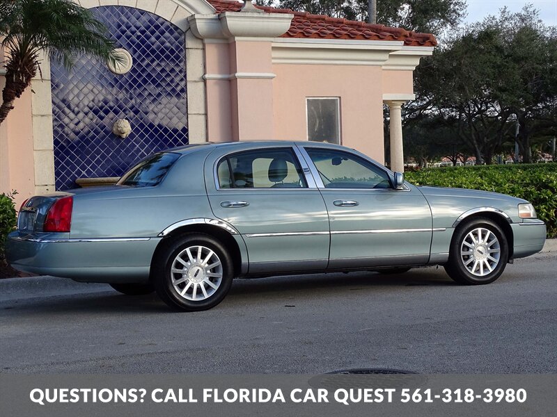 2006 Lincoln Town Car Signature   - Photo 24 - West Palm Beach, FL 33411