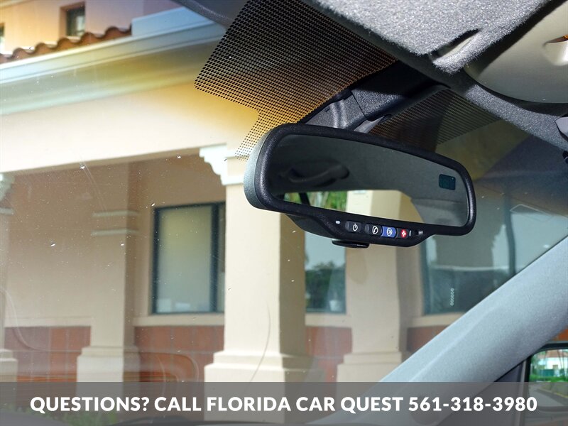 2005 Cadillac DeVille  DTS - Photo 38 - West Palm Beach, FL 33411
