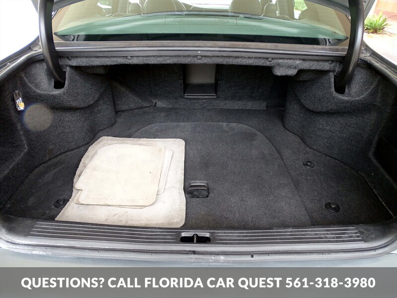 2005 Cadillac DeVille  DTS - Photo 48 - West Palm Beach, FL 33411