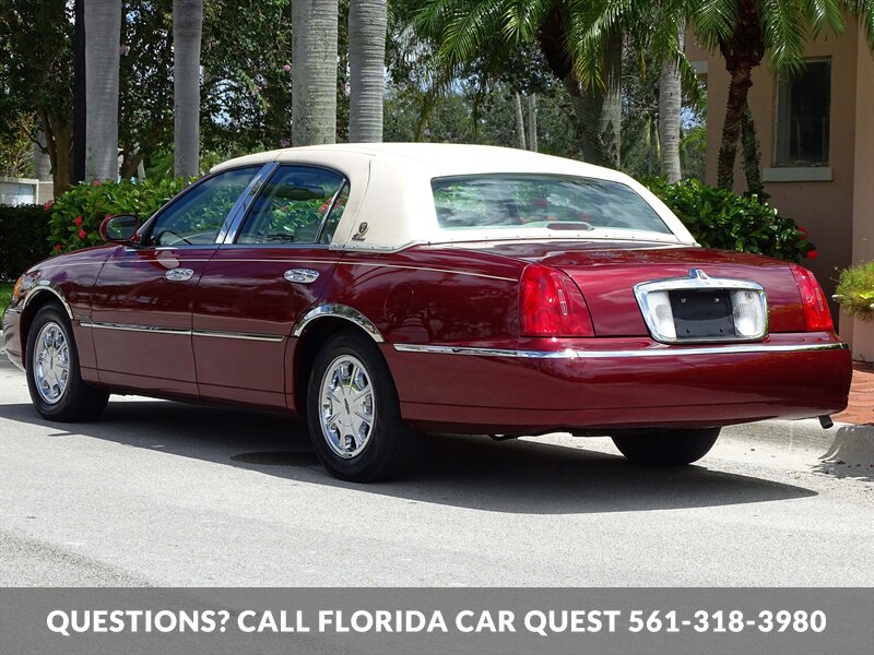 1999 Lincoln Town Car Signature   - Photo 16 - West Palm Beach, FL 33411