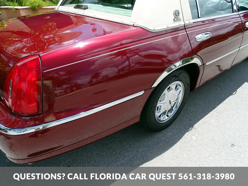 1999 Lincoln Town Car Signature   - Photo 39 - West Palm Beach, FL 33411