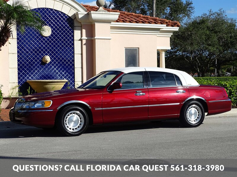 1998 Lincoln Town Car Executive  Designer Edition - Photo 5 - West Palm Beach, FL 33411