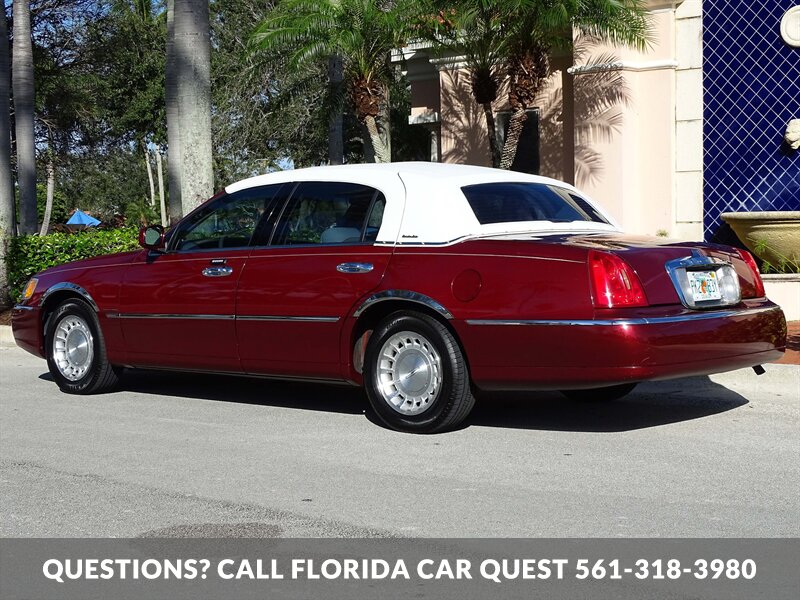 1998 Lincoln Town Car Executive  Designer Edition - Photo 8 - West Palm Beach, FL 33411