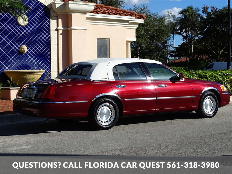 1998 Lincoln Town Car Executive  Designer Edition - Photo 13 - West Palm Beach, FL 33411