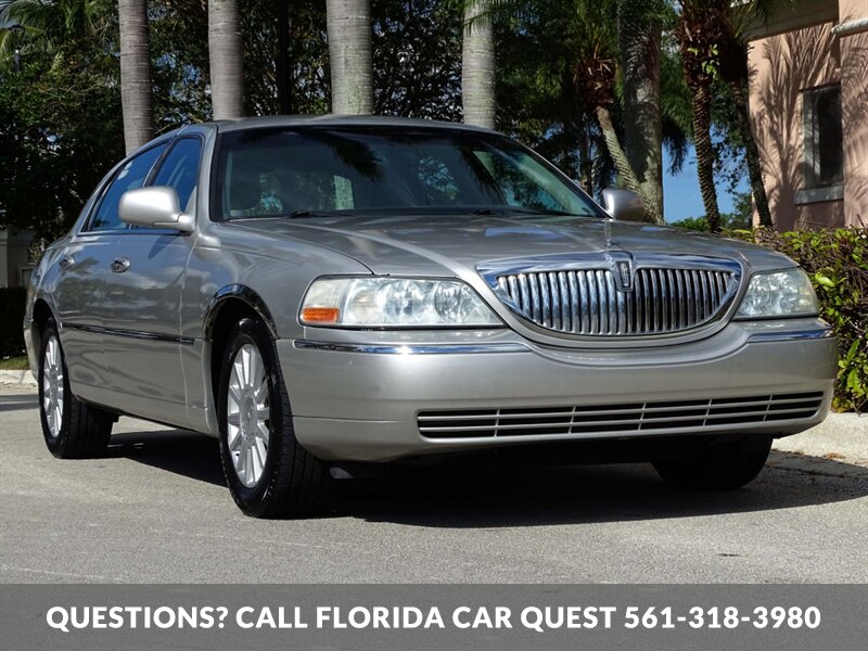 2003 Lincoln Town Car Executive   - Photo 1 - West Palm Beach, FL 33411