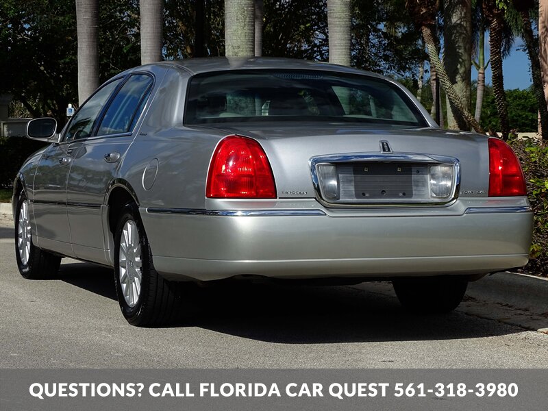 2003 Lincoln Town Car Executive   - Photo 10 - West Palm Beach, FL 33411