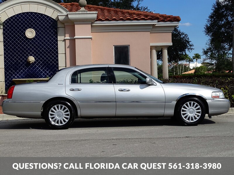 2003 Lincoln Town Car Executive   - Photo 19 - West Palm Beach, FL 33411