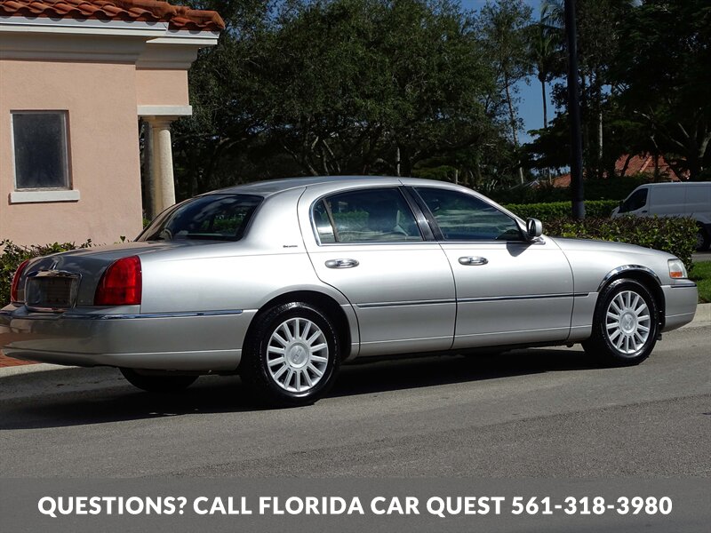 2003 Lincoln Town Car Executive   - Photo 15 - West Palm Beach, FL 33411