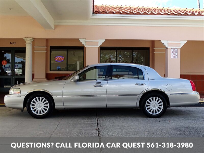 2003 Lincoln Town Car Executive   - Photo 36 - West Palm Beach, FL 33411