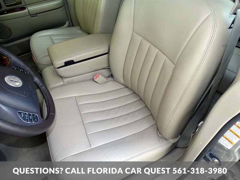 2003 Lincoln Town Car Executive   - Photo 26 - West Palm Beach, FL 33411