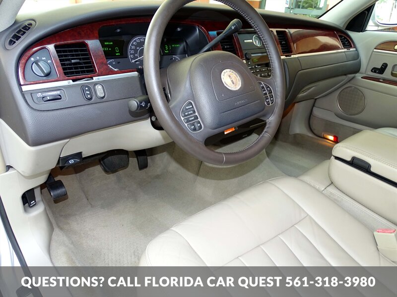 2003 Lincoln Town Car Executive   - Photo 27 - West Palm Beach, FL 33411