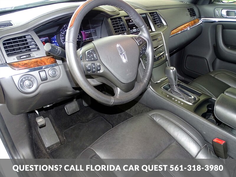 2014 Lincoln MKS   - Photo 23 - West Palm Beach, FL 33411