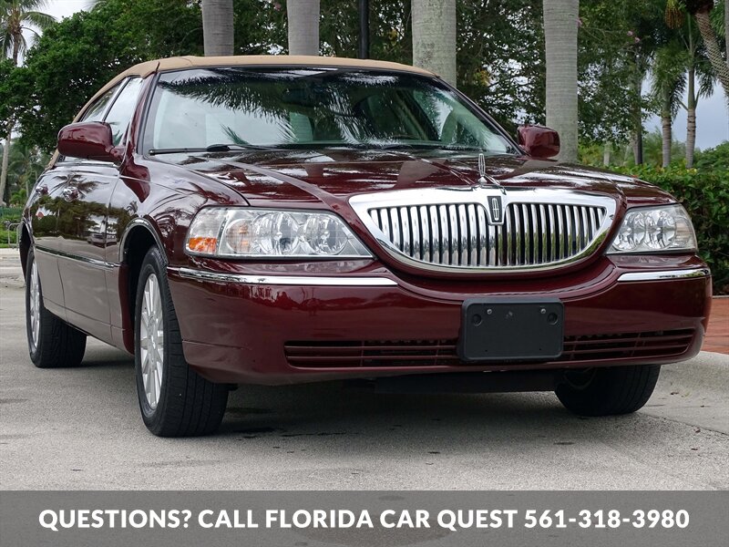 2003 Lincoln Town Car Signature   - Photo 23 - West Palm Beach, FL 33411