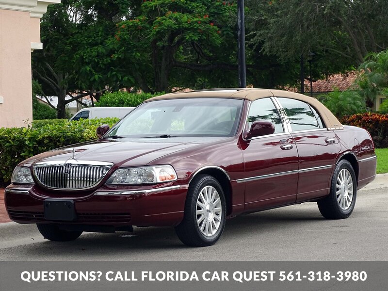 2003 Lincoln Town Car Signature   - Photo 4 - West Palm Beach, FL 33411