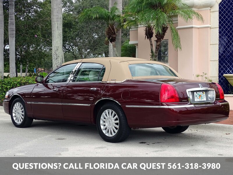 2003 Lincoln Town Car Signature   - Photo 10 - West Palm Beach, FL 33411