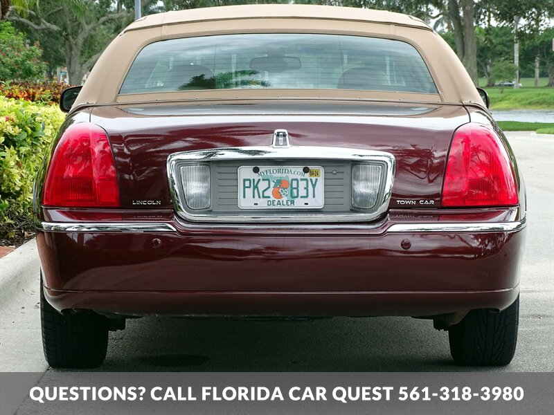 2003 Lincoln Town Car Signature   - Photo 14 - West Palm Beach, FL 33411