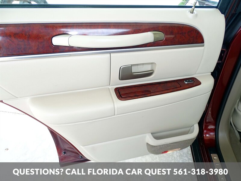 2003 Lincoln Town Car Signature   - Photo 39 - West Palm Beach, FL 33411