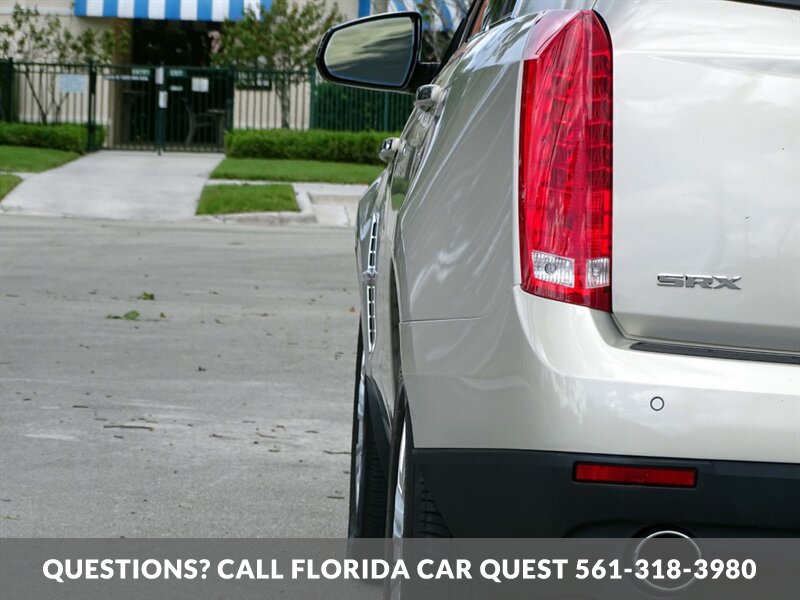 2010 Cadillac SRX Luxury Collection   - Photo 11 - West Palm Beach, FL 33411