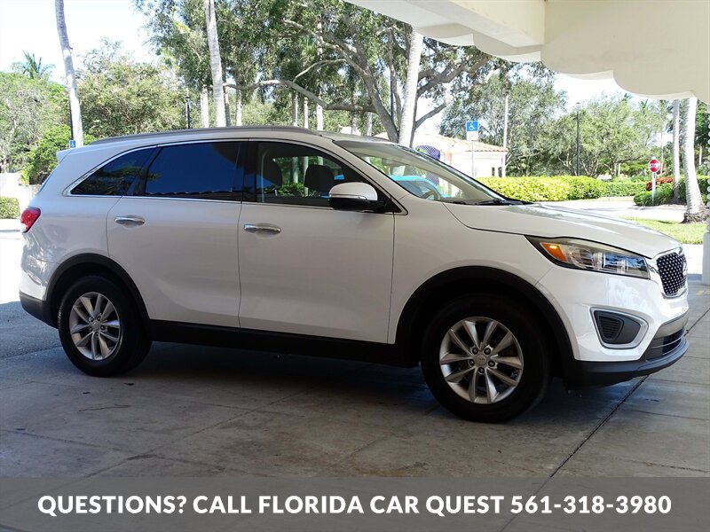 2017 Kia Sorento LX   - Photo 12 - West Palm Beach, FL 33411