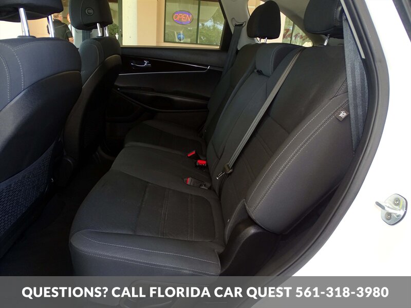 2017 Kia Sorento LX   - Photo 22 - West Palm Beach, FL 33411