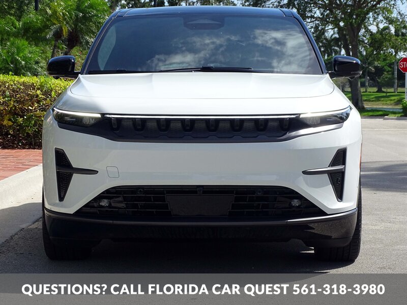 2024 Jeep Wagoneer S Launch Edition   - Photo 2 - West Palm Beach, FL 33411