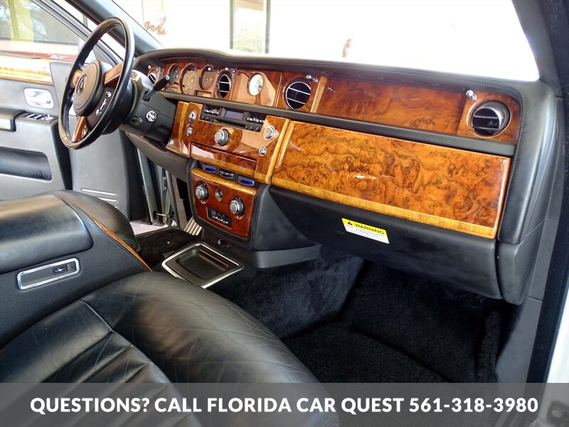 2005 Rolls-Royce Phantom   - Photo 28 - West Palm Beach, FL 33411