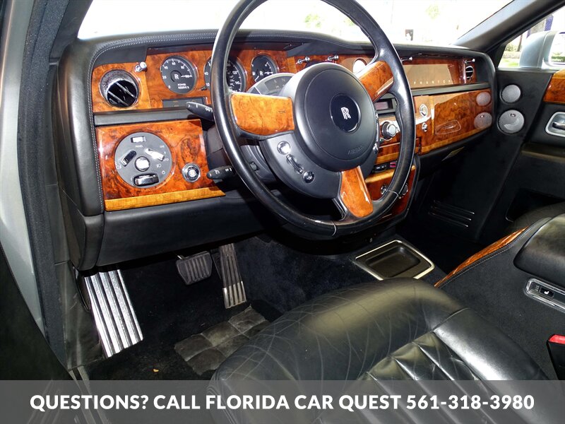 2005 Rolls-Royce Phantom   - Photo 26 - West Palm Beach, FL 33411