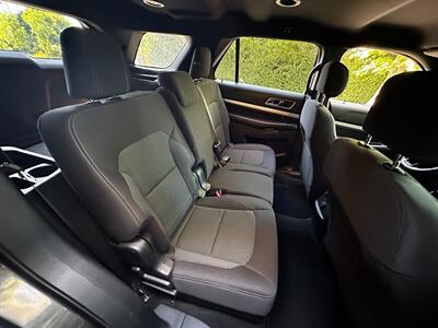 2016 Ford Explorer XLT - Photo 41 - Valley Village, CA 91607