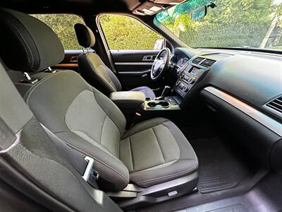 2016 Ford Explorer XLT - Photo 37 - Valley Village, CA 91607
