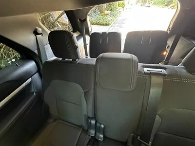 2016 Ford Explorer XLT - Photo 32 - Valley Village, CA 91607