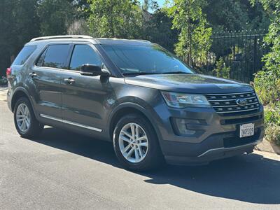 2016 Ford Explorer XLT - Photo 5 - Valley Village, CA 91607