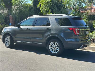2016 Ford Explorer XLT - Photo 12 - Valley Village, CA 91607