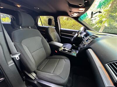 2016 Ford Explorer XLT - Photo 36 - Valley Village, CA 91607