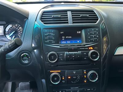 2016 Ford Explorer XLT - Photo 20 - Valley Village, CA 91607