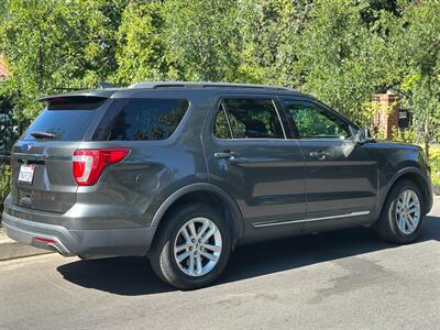 2016 Ford Explorer XLT - Photo 8 - Valley Village, CA 91607