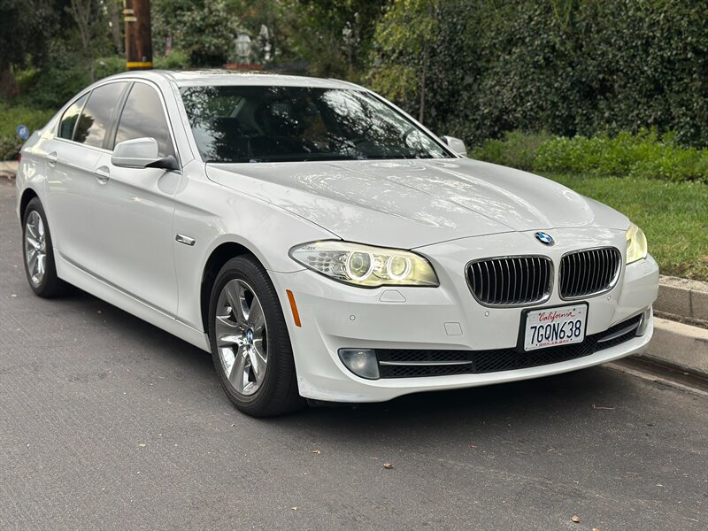 2013 BMW 5 Series 528i  
